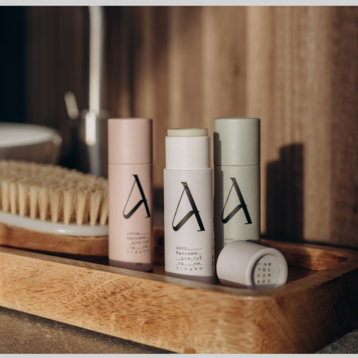 бальзами для губ